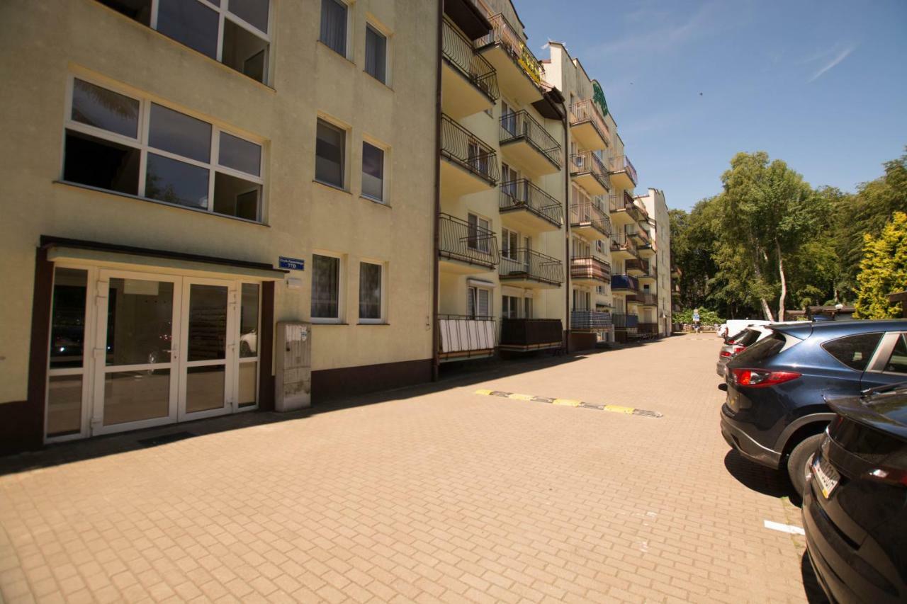 ミエンジズドロイェApartament Makadiアパートメント エクステリア 写真
