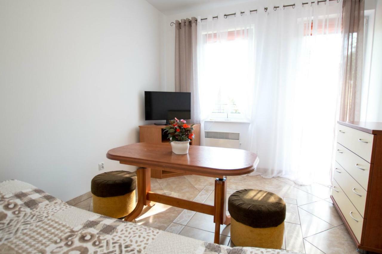 ミエンジズドロイェApartament Makadiアパートメント エクステリア 写真