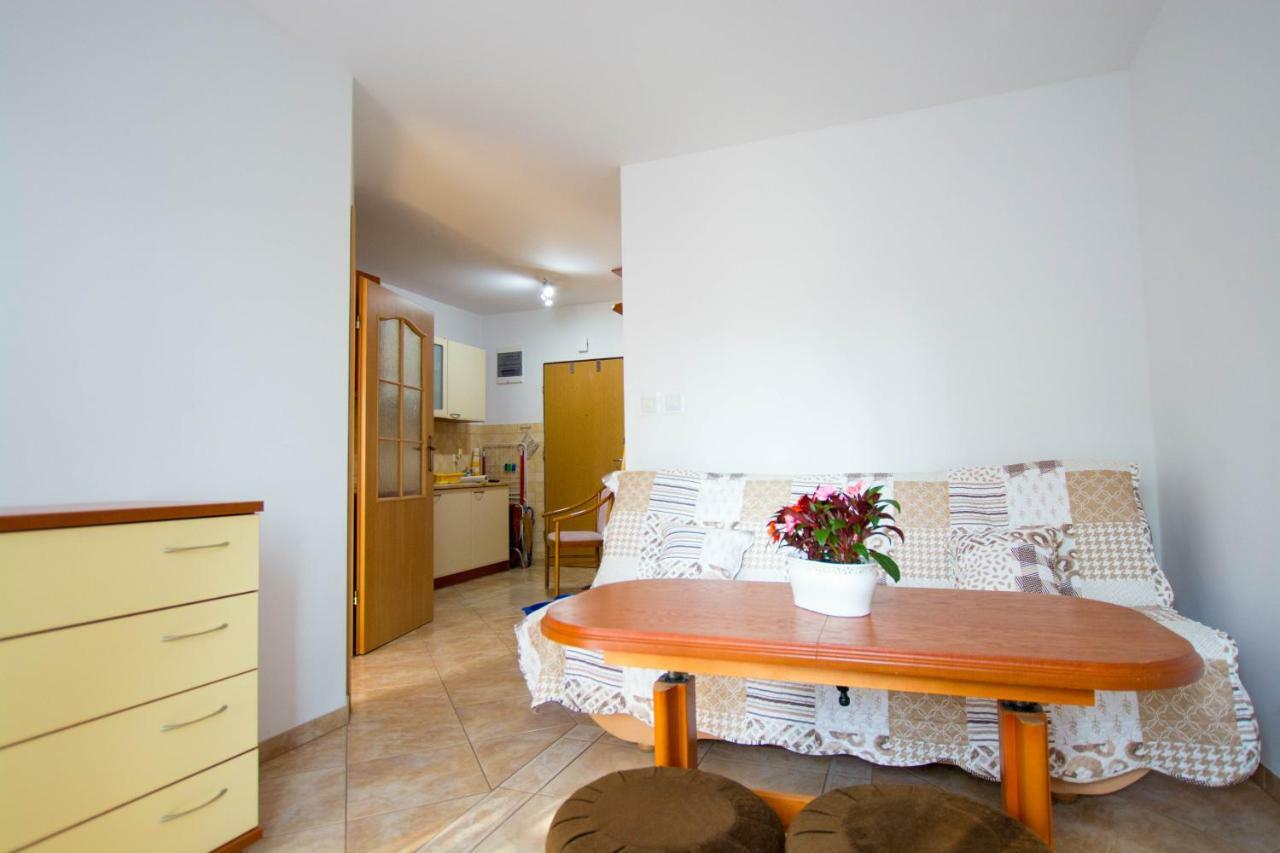 ミエンジズドロイェApartament Makadiアパートメント エクステリア 写真