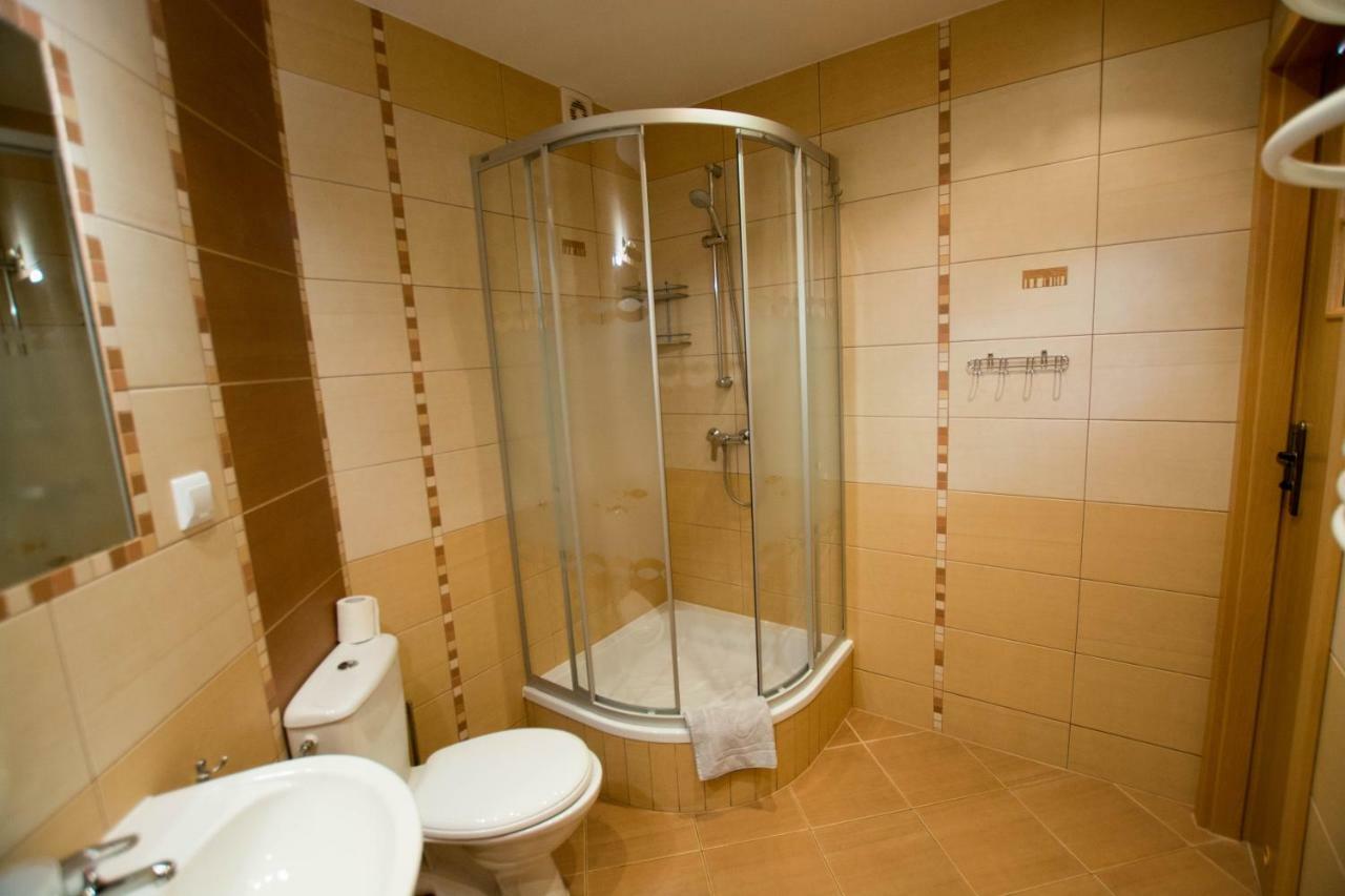 ミエンジズドロイェApartament Makadiアパートメント エクステリア 写真