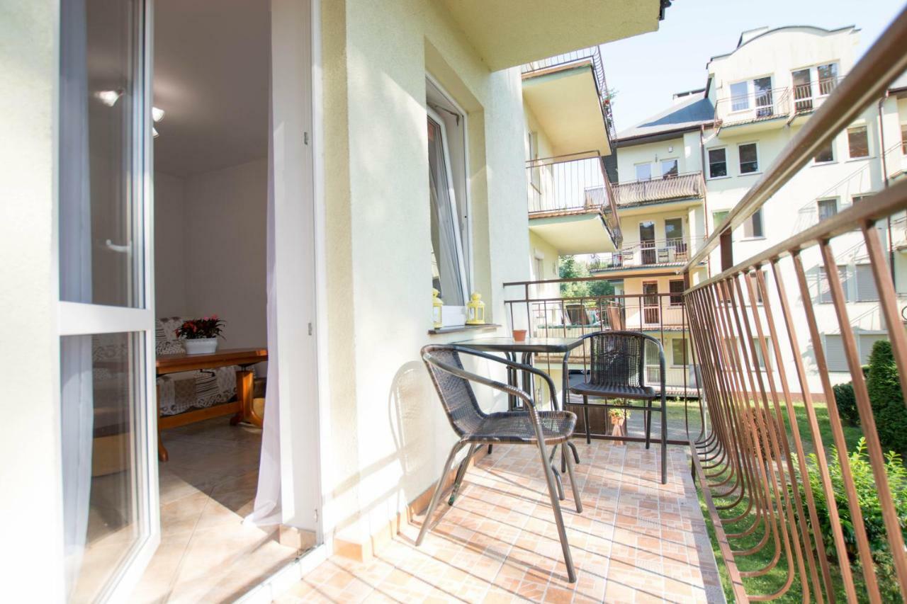 ミエンジズドロイェApartament Makadiアパートメント エクステリア 写真
