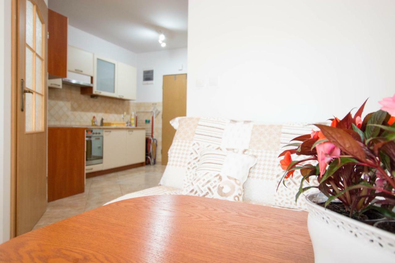 ミエンジズドロイェApartament Makadiアパートメント エクステリア 写真